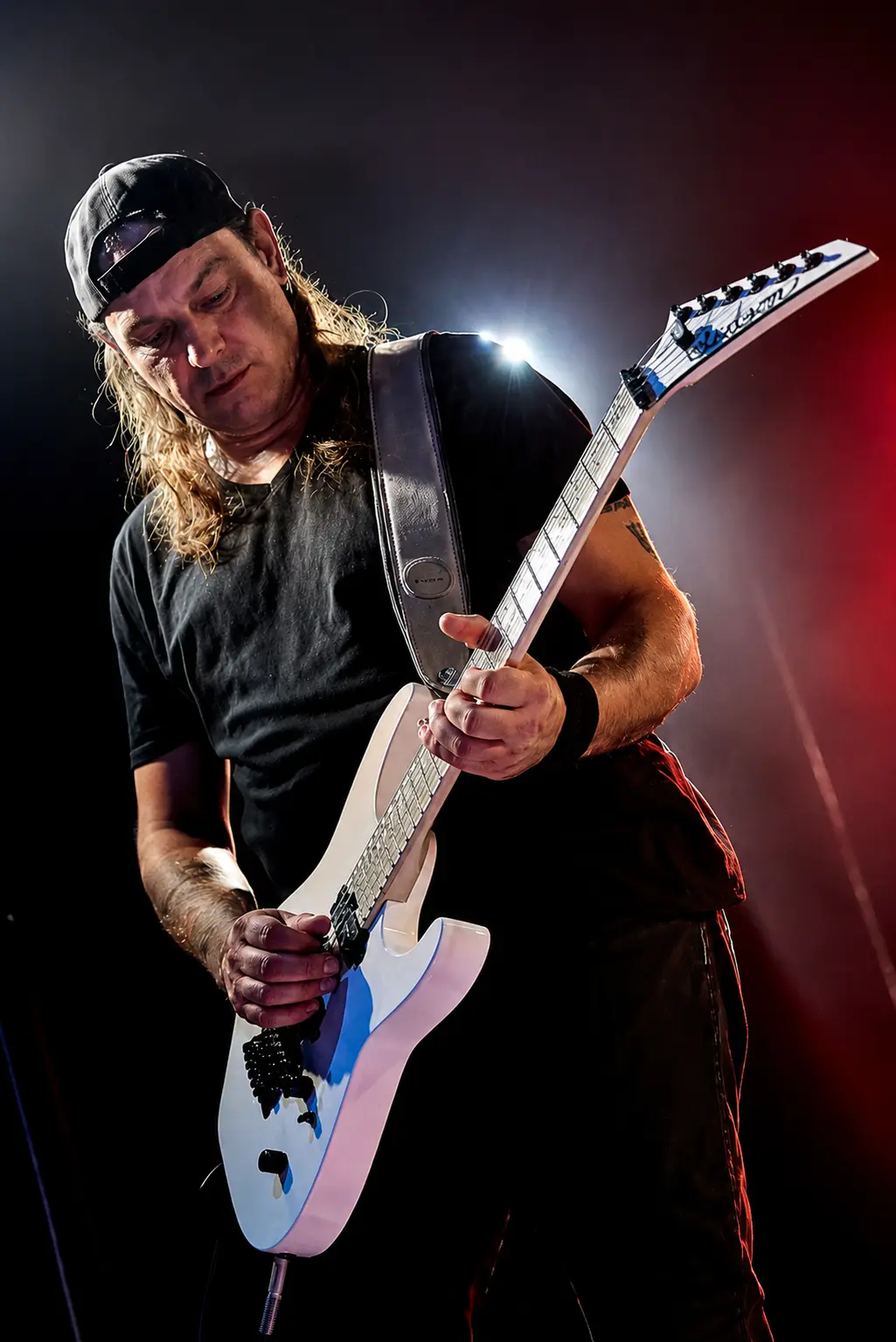 Jorge Melero, guitarrista de la banda de heavy metal Ethernal