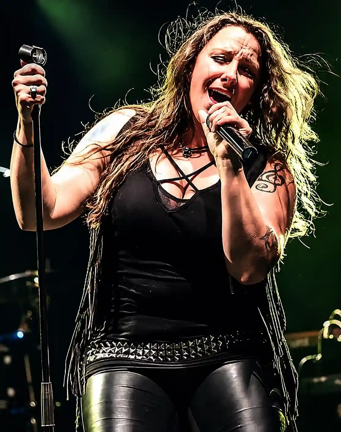 Itziar Berradre, cantante y vocalista de la banda de heavy metal Ethernal